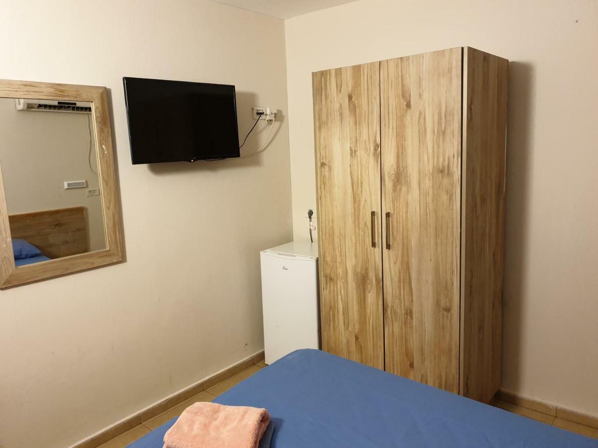 Bergik Hotel Tiberias Luaran gambar